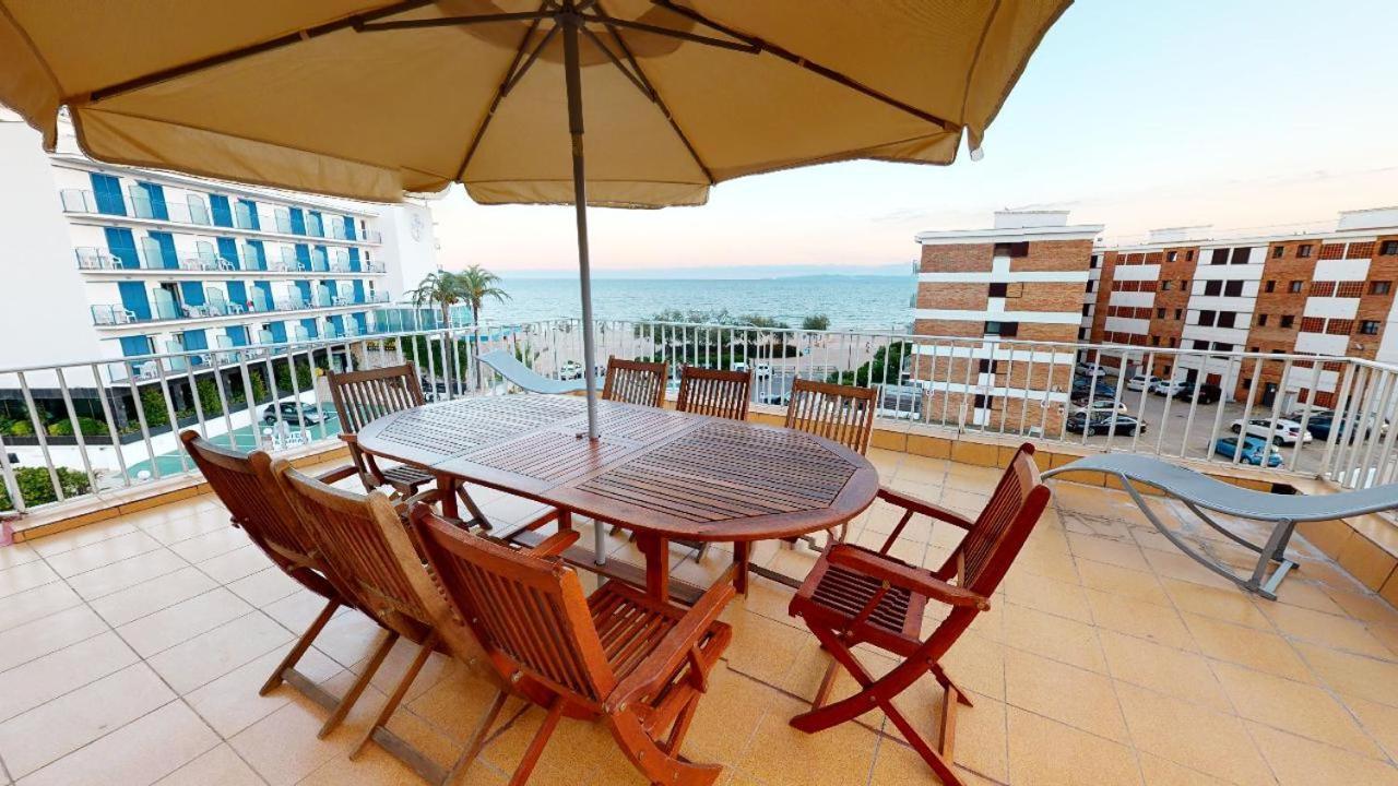 Apartamento Atico con vista mar. 50 m de la playa - CASA NOVA 13 Rosas Exterior foto