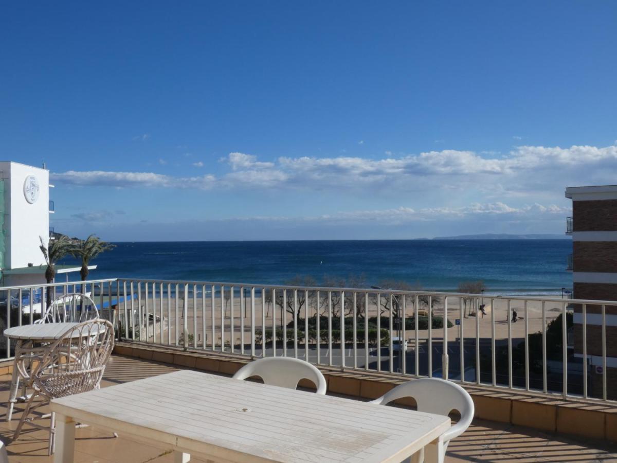 Apartamento Atico con vista mar. 50 m de la playa - CASA NOVA 13 Rosas Exterior foto